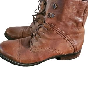 Womens Clark's Boots